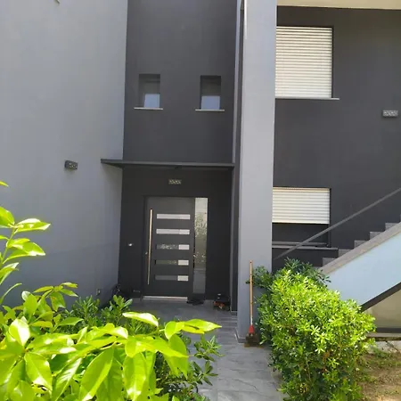 Elegant House Mare E Monti A Colle Apartment