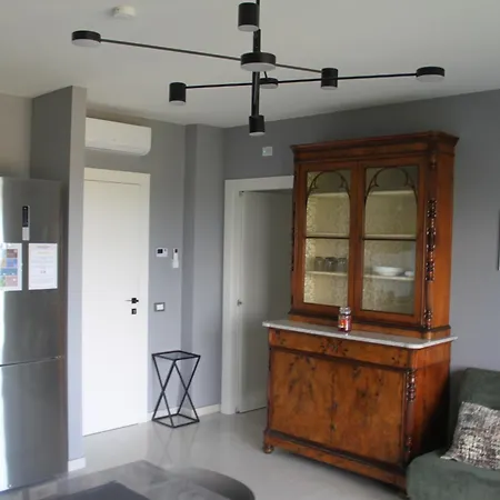 Elegant House Mare E Monti A Colle Apartment *