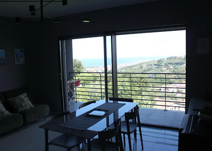 Elegant House Mare E Monti A Colle Apartmán Montesilvano Marina